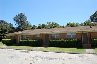 The Mill Gardens Apartments in Bonaire, GA - Building Photo - Building Photo