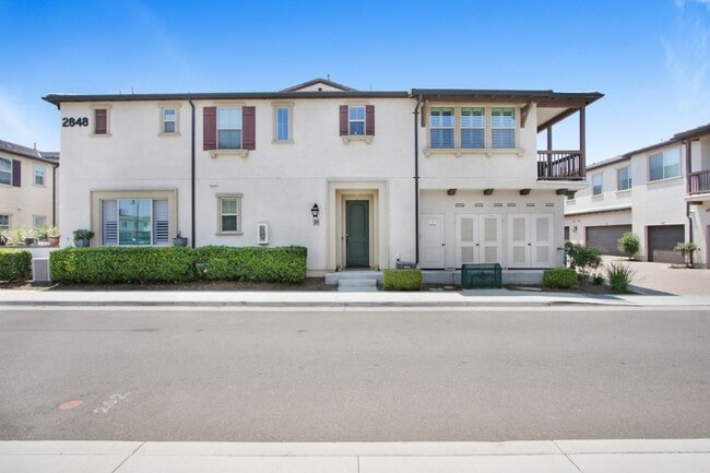 property at 2848 E Berry Loop Privado