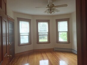229 Ames St in Brockton, MA - Building Photo - Building Photo