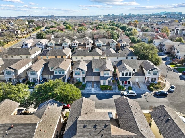 6223 W Jolie Ct in San Antonio, TX - Building Photo - Building Photo