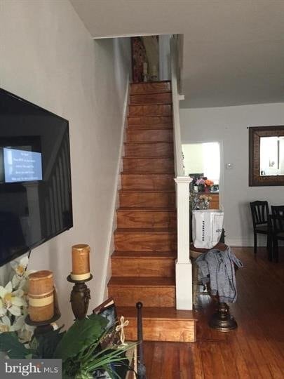 355 Mercy St in Philadelphia, PA - Building Photo - Building Photo