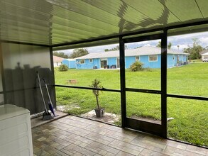 413 NE 24th Pl, Unit 413 in Cape Coral, FL - Building Photo - Building Photo