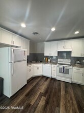 727 Tulane Ave in Lafayette, LA - Building Photo - Building Photo