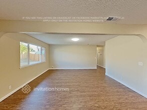 172 Arrowhead Dr in Vacaville, CA - Foto de edificio - Building Photo