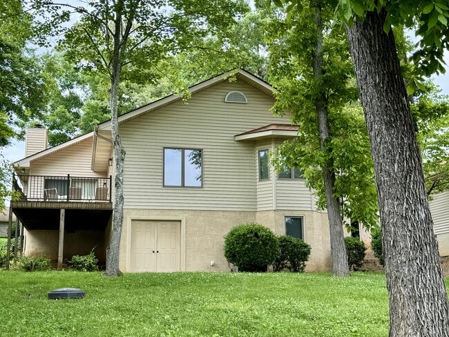 124 Agoli Way in Loudon, TN - Building Photo - Building Photo