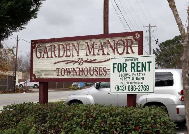 Garden Manor Townhomes in Summerville, SC - Foto de edificio - Building Photo