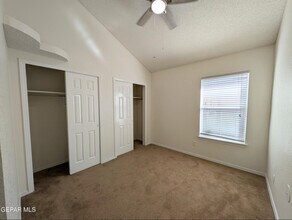 11740 Autumn Wheat Dr in El Paso, TX - Building Photo - Building Photo