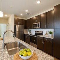 The Reserve at Cool Springs in Elizabethtown, KY - Building Photo