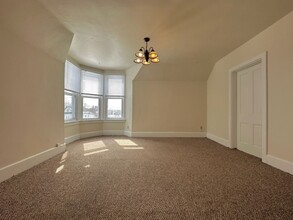2707 Forest Ave in Two Rivers, WI - Building Photo - Building Photo
