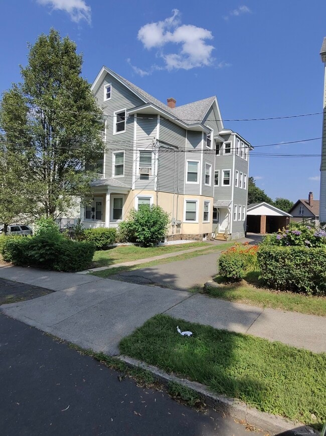 property at 18 Kimball Dr