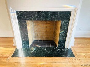 21 Sterling Ave in Buffalo, NY - Building Photo - Building Photo