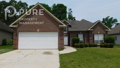 632 Forest Lakes Dr in Sterrett, AL - Building Photo - Building Photo