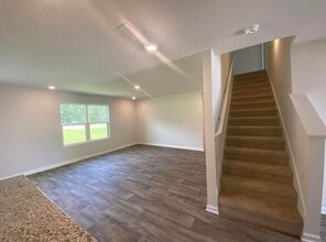 6724 Sarah Ann Way in Laurel Hill, FL - Building Photo - Building Photo