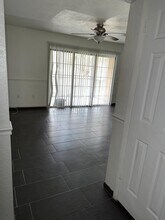 4029 Versailles Dr in Orlando, FL - Building Photo - Building Photo