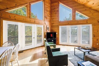 223 Turkey Dr in McGaheysville, VA - Building Photo - Building Photo