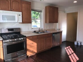 2021 Monroe St in Madison, WI - Building Photo - Building Photo