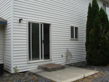 1305-1307 Shaker Pl in Moses Lake, WA - Foto de edificio - Building Photo