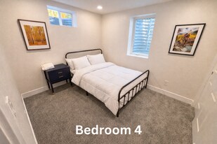 11000 Larry Dr in Northglenn, CO - Building Photo