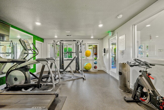 Briarwood at Central Park in Fremont, CA - Foto de edificio - Building Photo