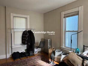 41 Avon St, Unit 1 in Somerville, MA - Building Photo - Building Photo