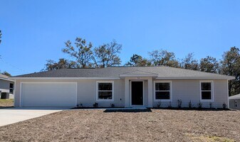 754 W Deacon Pl in Citrus Springs, FL - Building Photo