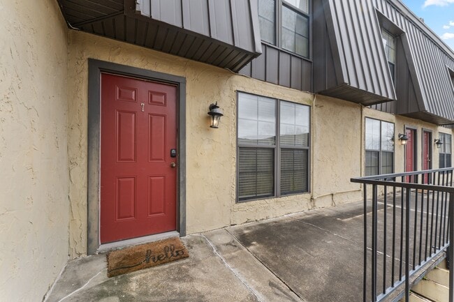 10302 W Winston Ave, Unit 10302 W Winston Ave in Baton Rouge, LA - Building Photo - Building Photo