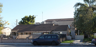 12814 Vanowen St Apartments