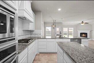 3027 Maverick Dr in Heath, TX - Building Photo - Building Photo