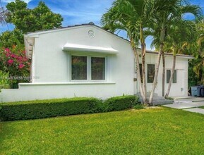 5120 Cherokee Ave in Miami Beach, FL - Building Photo - Building Photo