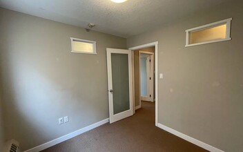 1604 Main St in Saskatoon, SK - Building Photo - Building Photo