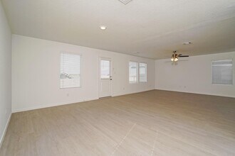 1616 Hummock Steep in New Braunfels, TX - Building Photo - Building Photo