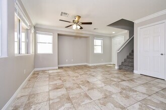 10460 Chrisman Ave in Las Vegas, NV - Building Photo - Building Photo