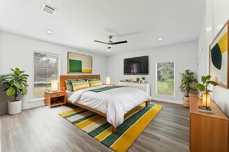 365 Rd 5605 in Cleveland, TX - Building Photo - Building Photo