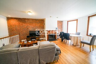 480 Massachusetts Ave, Unit 1 in Boston, MA - Building Photo