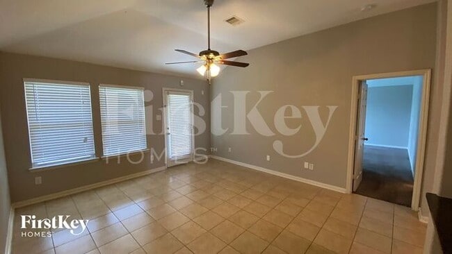 9931 Fairlane Oaks Dr in Houston, TX - Building Photo - Building Photo