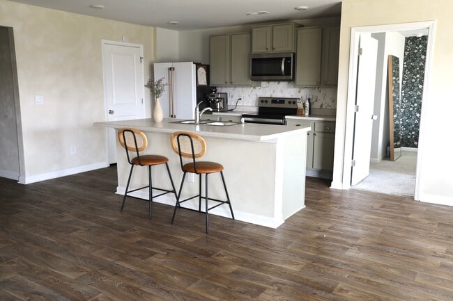 1146 King Eider Wy in Leland, NC - Building Photo - Building Photo