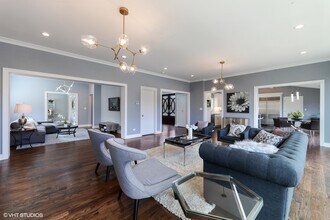 1528 Sheridan Rd in Highland Park, IL - Building Photo - Building Photo