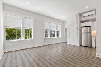 49 Beekman Ave in Sleepy Hollow, NY - Building Photo - Building Photo