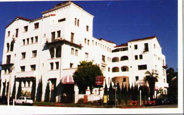 The Sovereign in Santa Monica, CA - Building Photo - Building Photo