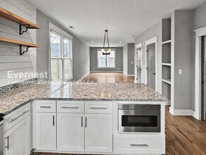 902 Cheatham Pl in Nashville, TN - Building Photo - Building Photo