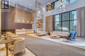 4130 Parkside Village Dr in Mississauga, ON - Building Photo - Building Photo