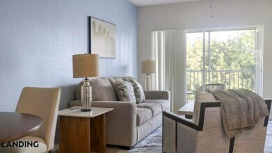 3695 Island Club Dr in North Port, FL - Building Photo - Building Photo