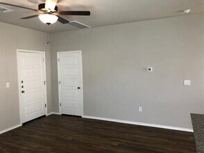 1715 Davidson Rnch Dr in Georgetown, TX - Foto de edificio - Building Photo