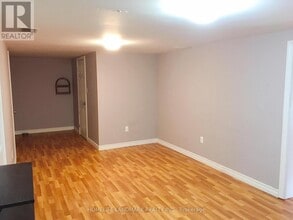 61 Rockport Crescent in Richmond Hill, ON - Building Photo - Building Photo