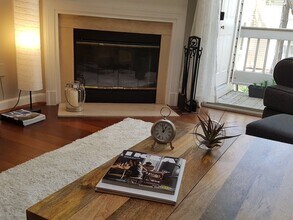 10818 Antigua Terrace in Rockville, MD - Building Photo - Building Photo