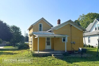 617 E Smith St in Hicksville, OH - Building Photo - Building Photo