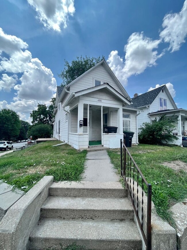 property at 4201 Cuming St