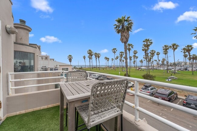 735 San Fernando Pl in San Diego, CA - Building Photo - Building Photo