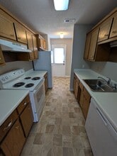 664 W 13th St in Newton, NC - Building Photo - Building Photo