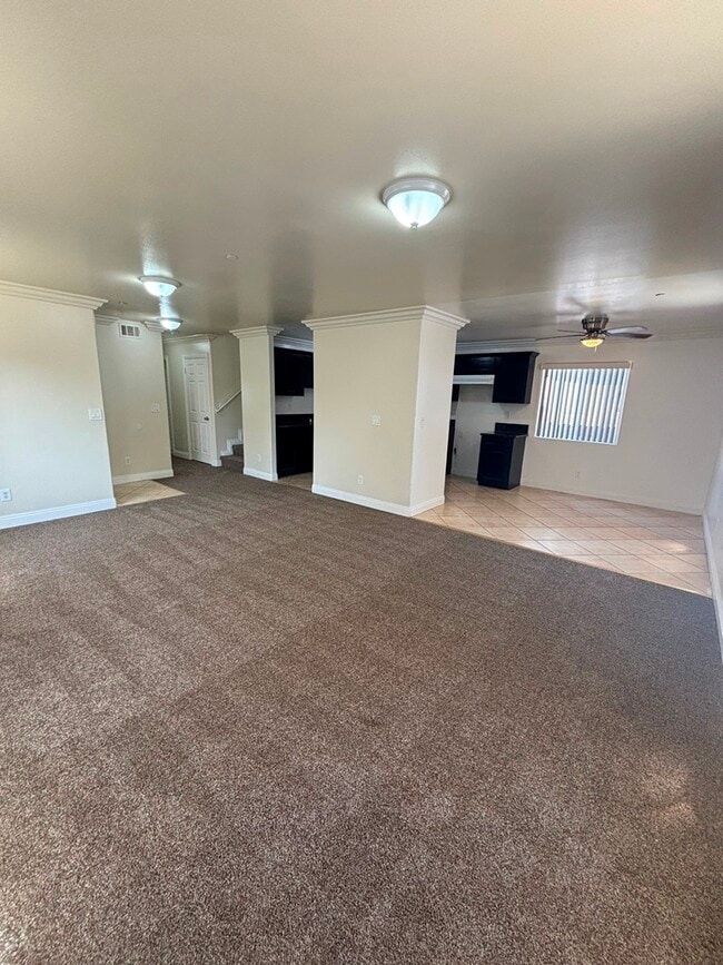 204 W 78th St in Los Angeles, CA - Foto de edificio - Building Photo